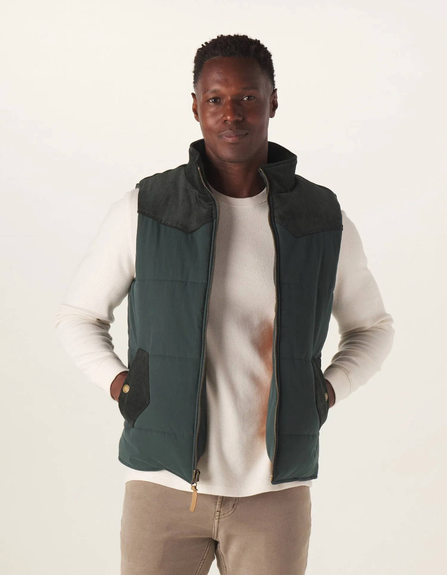 Cord Dano Vest in Deep Forest