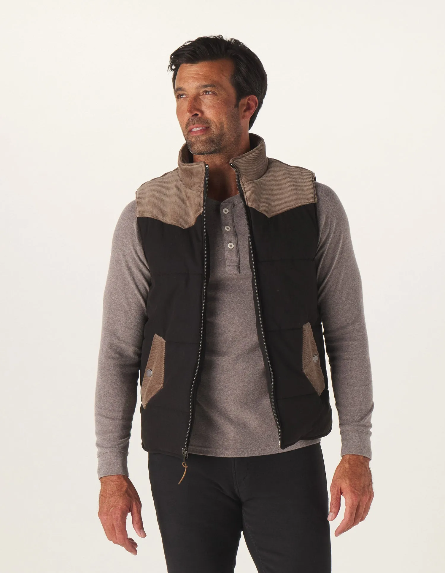 Cord Dano Vest in Deep Forest
