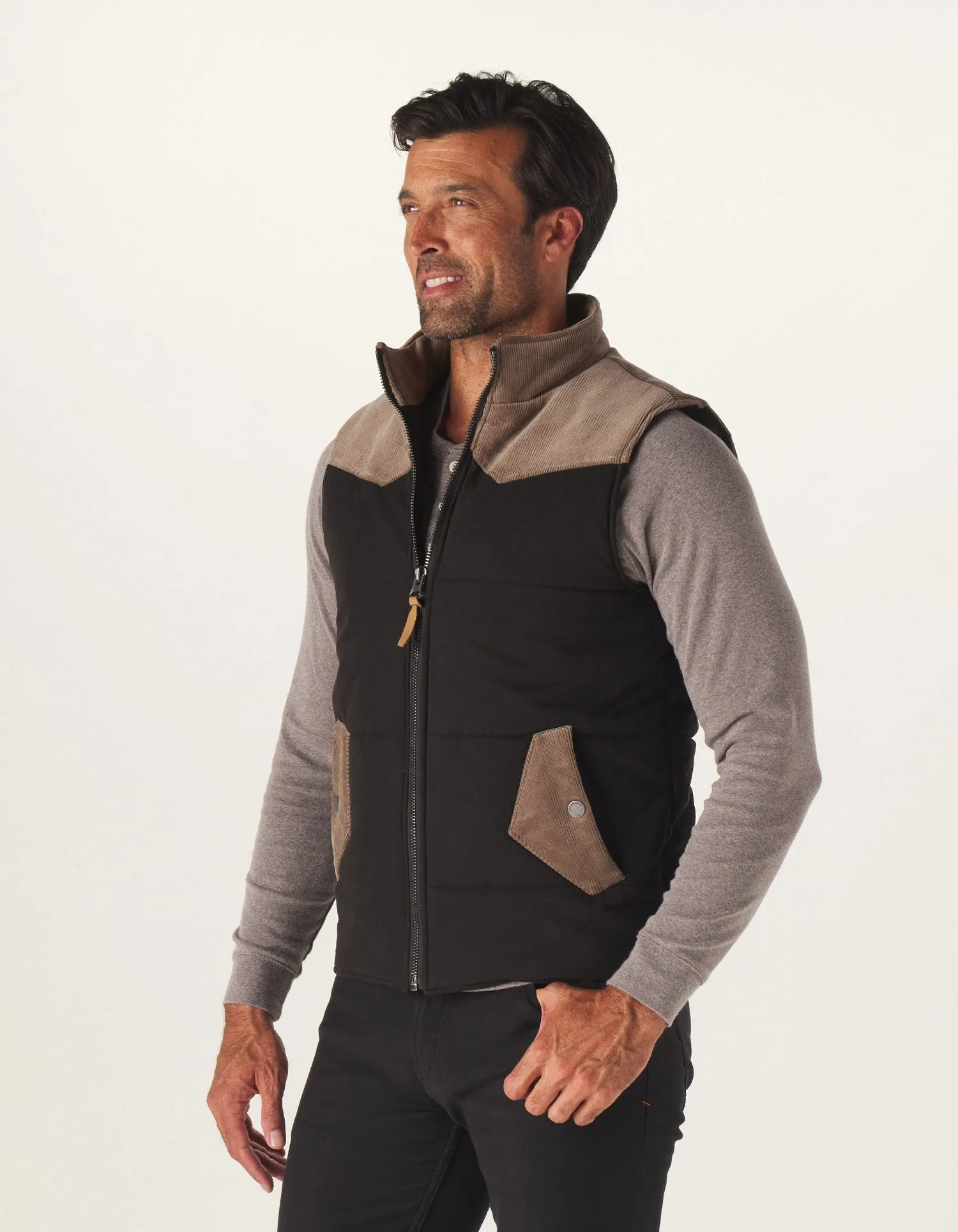Cord Dano Vest in Deep Forest