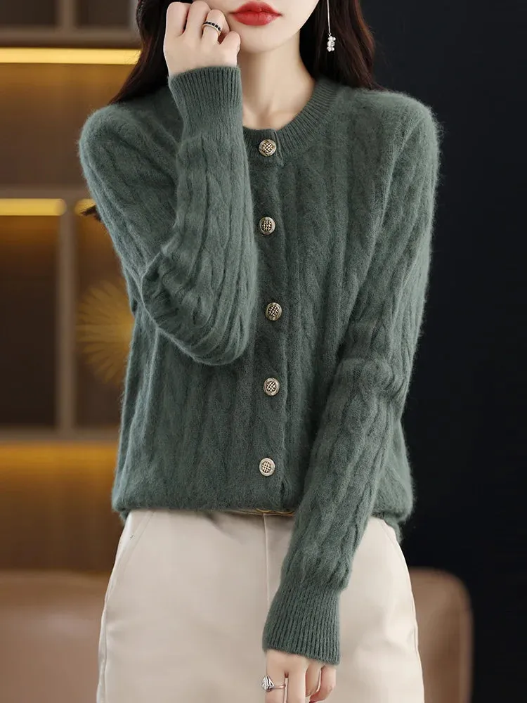Elegant Cable Knit Cashmere Cardigan