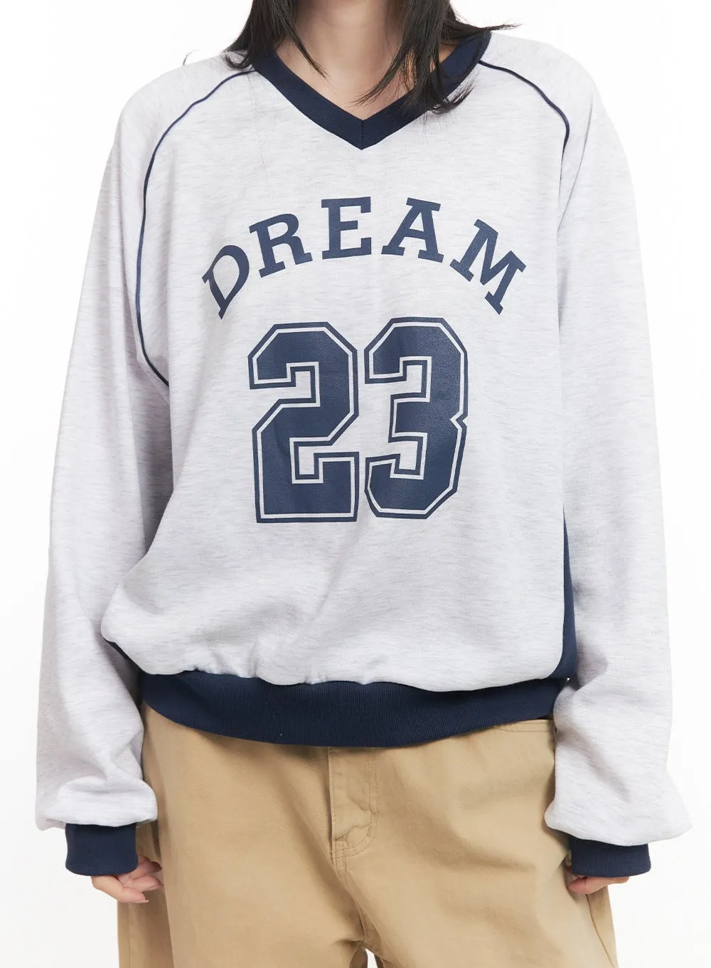 Graphic V-Neck Sweatshirt CF514