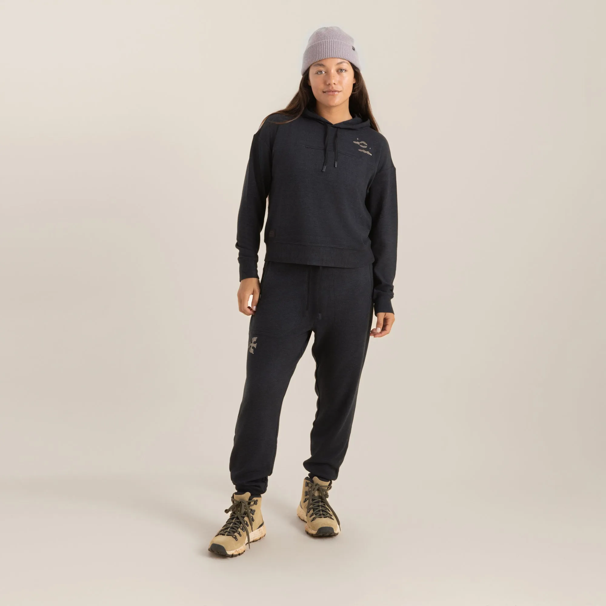 Roam Hoodie - Black