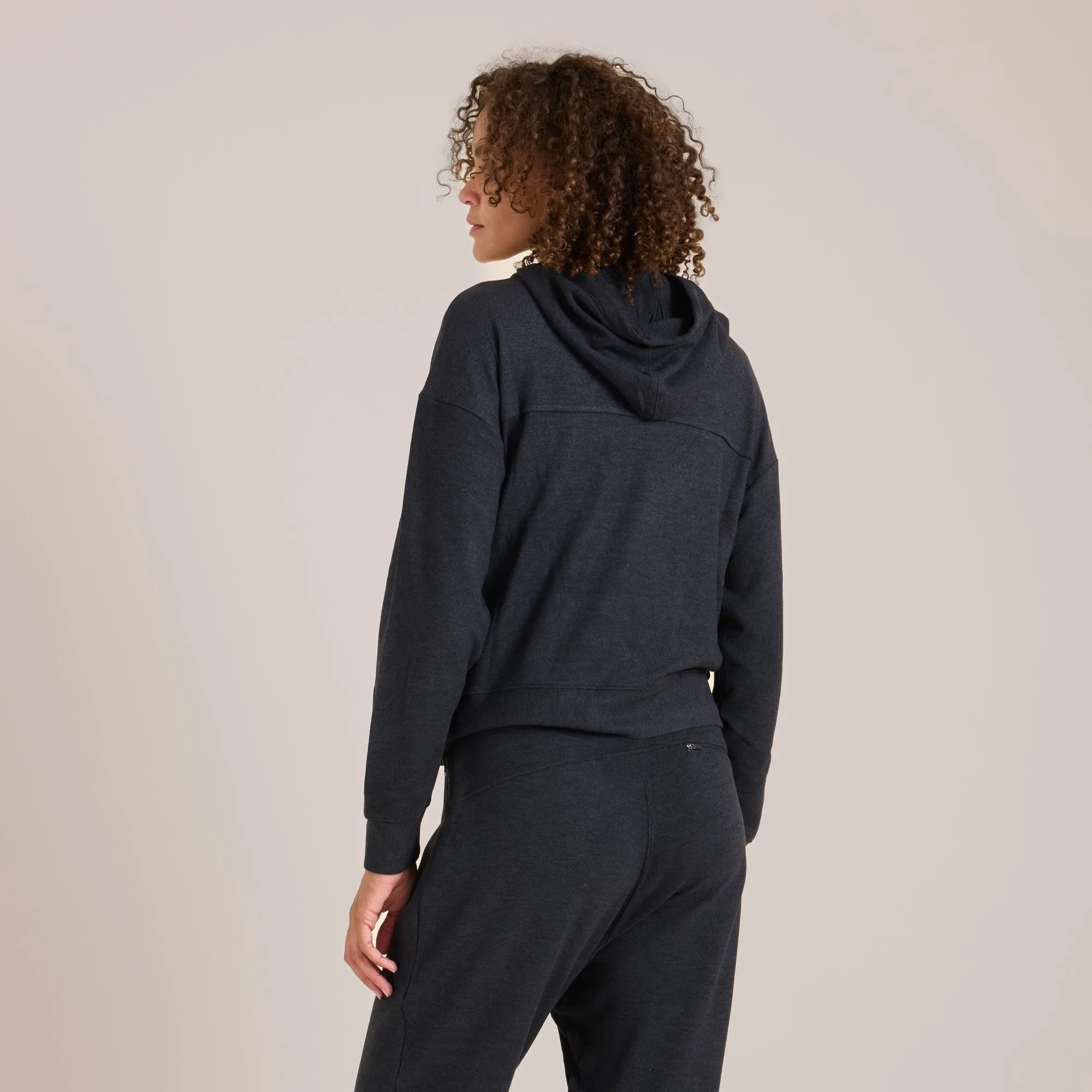 Roam Hoodie - Black